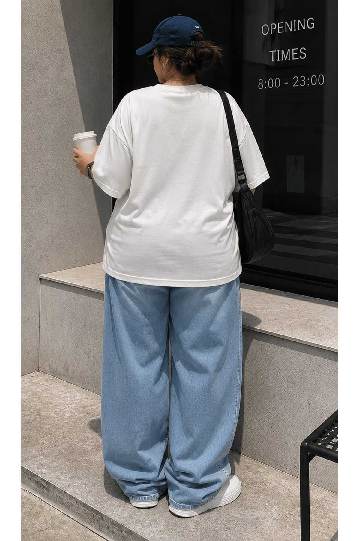 Kadın Oversize California Ayıcık Baskılı Basic Tişört Bisiklet Yaka Kısa Kollu Rahat Günlük Tişört Beyaz - الصورة 3
